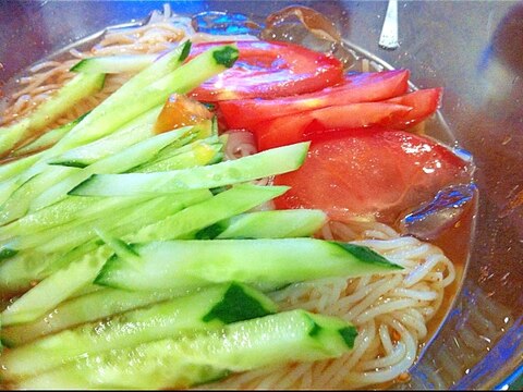 夏野菜たっぷり！さっぱり冷麺